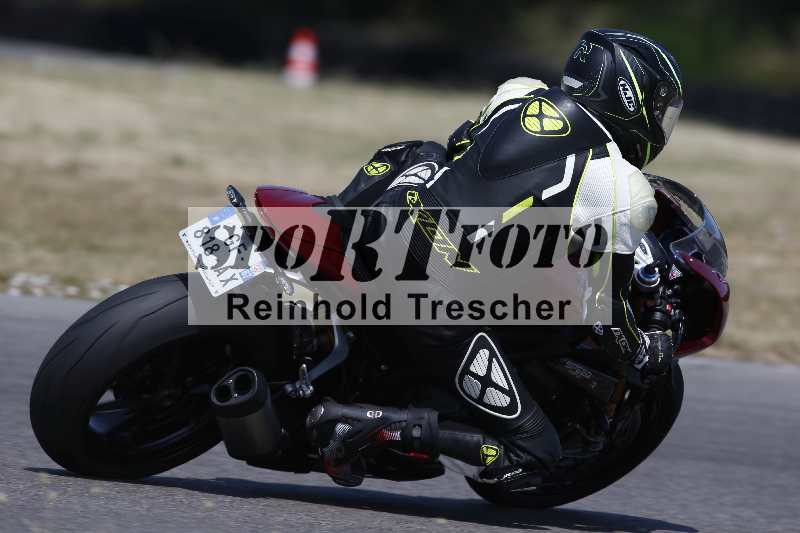 /Archiv-2023/28 05.06.2023 Moto Club Anneau du Rhin/vert-medium/6